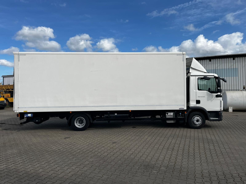 MAN TGL 12.250 - Camion furgon: Foto 4 MAN TGL 12.250 - Camion furgon: Foto 4