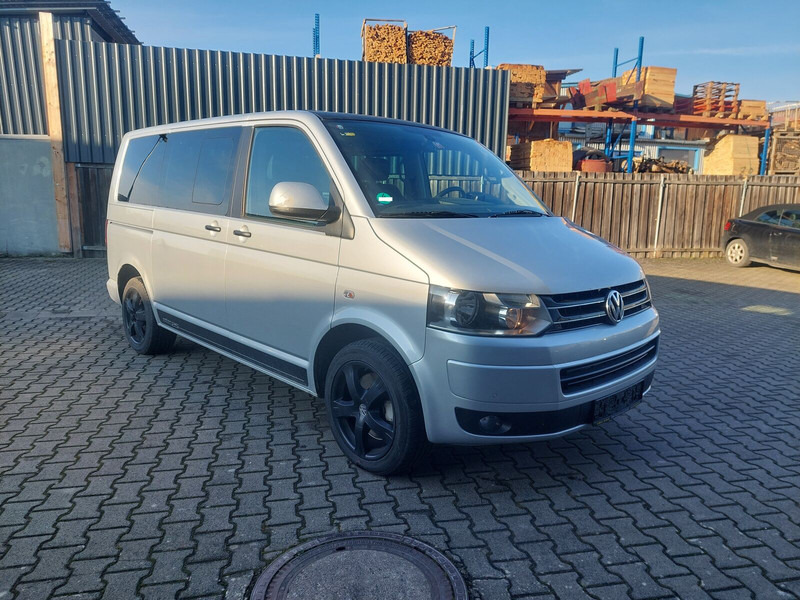 Volkswagen Transporter Multivan AHK Doppelklima Tisch Leder 7-Sitzer - Microbuz, Transport persoane: Foto 2 Volkswagen Transporter Multivan AHK Doppelklima Tisch Leder 7-Sitzer - Microbuz, Transport persoane: Foto 2