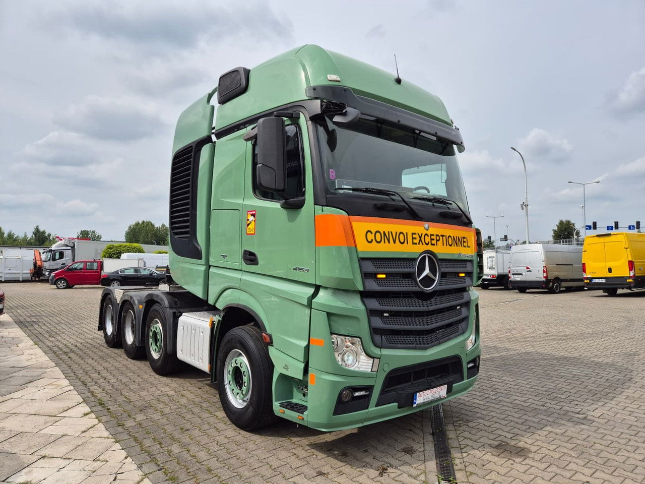 Mercedes-Benz Actros 4163 8X4 / 1 Owner / LOW KM / Super Condition - Cap tractor: Foto 5 Mercedes-Benz Actros 4163 8X4 / 1 Owner / LOW KM / Super Condition - Cap tractor: Foto 5