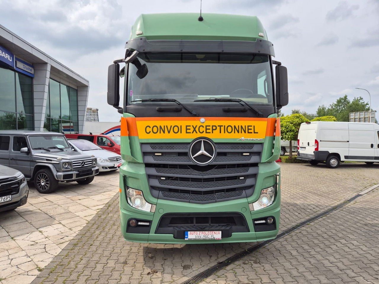 Mercedes-Benz Actros 4163 8X4 / 1 Owner / LOW KM / Super Condition - Cap tractor: Foto 4 Mercedes-Benz Actros 4163 8X4 / 1 Owner / LOW KM / Super Condition - Cap tractor: Foto 4