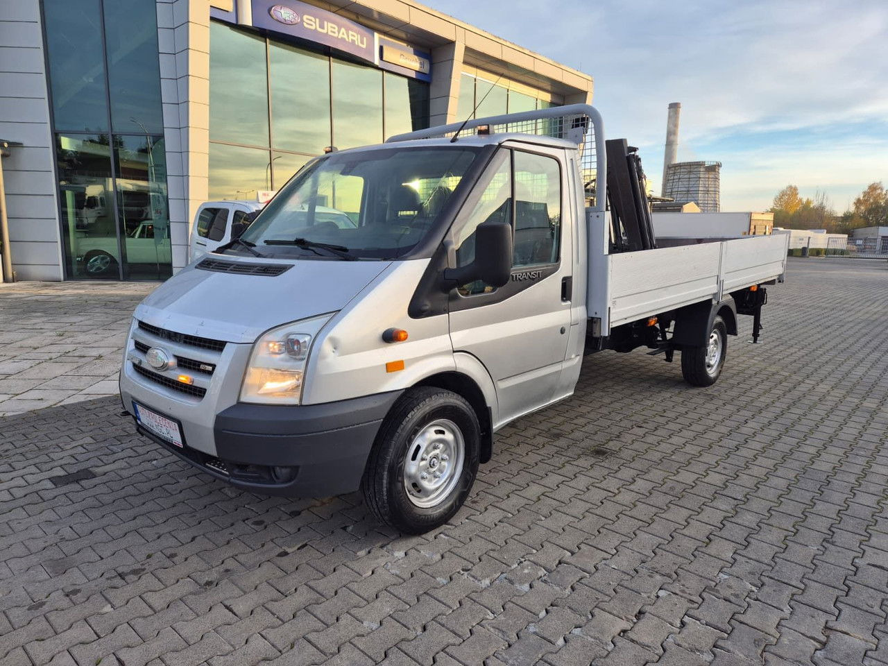 Ford Transit 350 2.4 TDCi / Very Strong Hiab / 1 Owner / Serviced - Autoutilitară cu platformă: Foto 1 Ford Transit 350 2.4 TDCi / Very Strong Hiab / 1 Owner / Serviced - Autoutilitară cu platformă: Foto 1