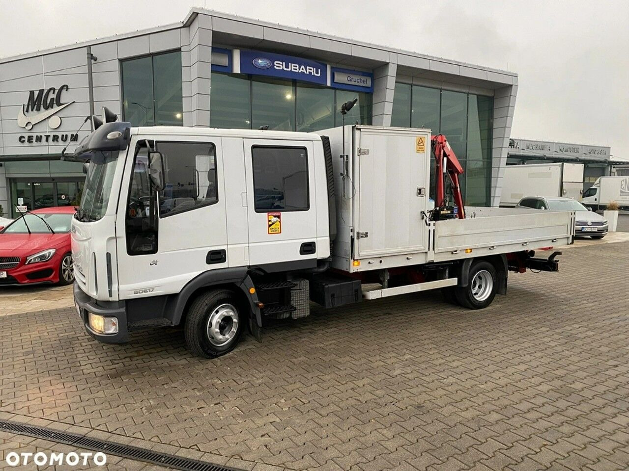 IVECO Eurocargo ML80E17 / HDS HMF / 1 Owner / Doka - Camion platformă, Camion cu macara: Foto 2 IVECO Eurocargo ML80E17 / HDS HMF / 1 Owner / Doka - Camion platformă, Camion cu macara: Foto 2