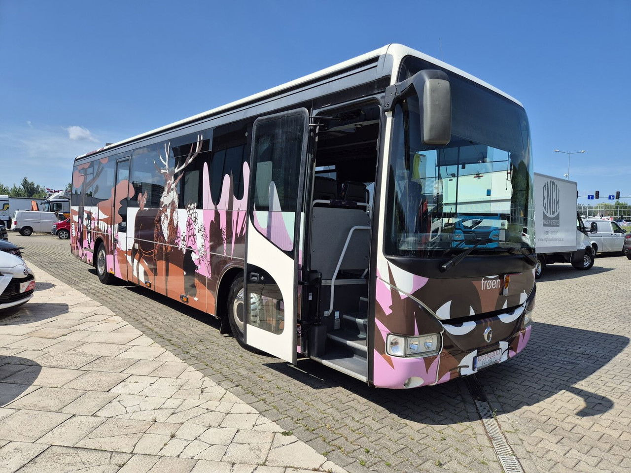 Irisbus 330 KM / Automat / 24 + 1 Seats / Like Camper / SO LAR Panels - Autobuz interurban: Foto 4 Irisbus 330 KM / Automat / 24 + 1 Seats / Like Camper / SO LAR Panels - Autobuz interurban: Foto 4