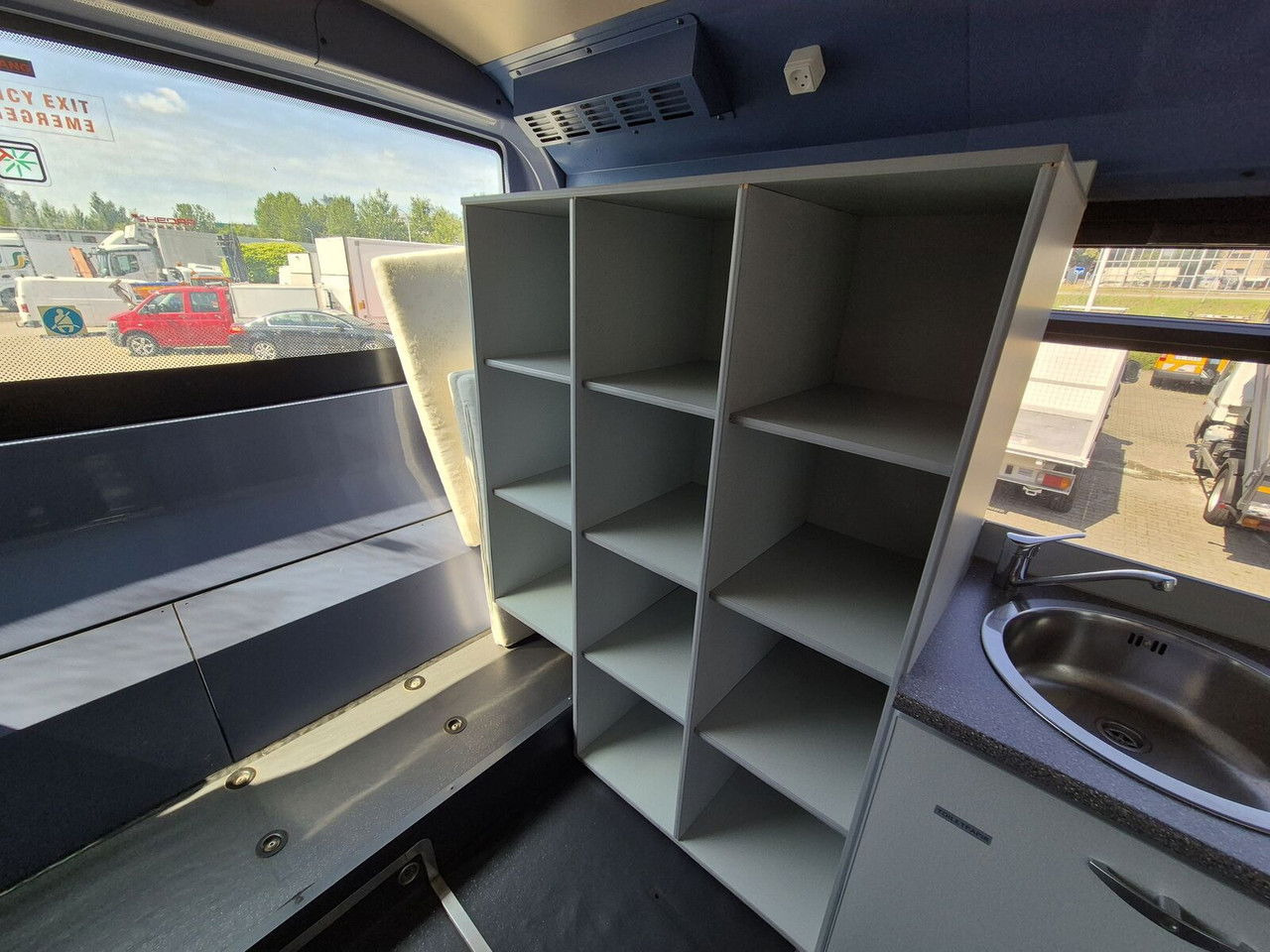 Autocar Irisbus Iveco 330 KM / Solar Panels / NEW Equiped: Foto 21 Autocar Irisbus Iveco 330 KM / Solar Panels / NEW Equiped: Foto 21