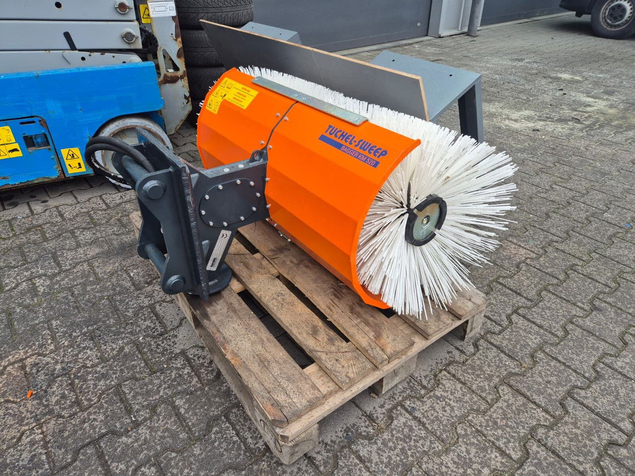 Tuchel Sweep Bagger KM 520 / NEW - Perie: Foto 1 Tuchel Sweep Bagger KM 520 / NEW - Perie: Foto 1
