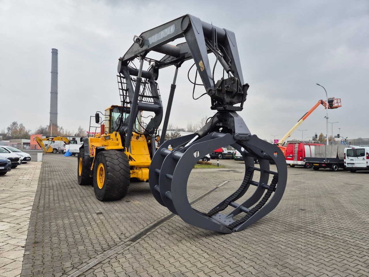 Volvo L180 E 4X4 / Loader / 1 Owner / Serviced - Încărcător frontal pe pneuri: Foto 5 Volvo L180 E 4X4 / Loader / 1 Owner / Serviced - Încărcător frontal pe pneuri: Foto 5