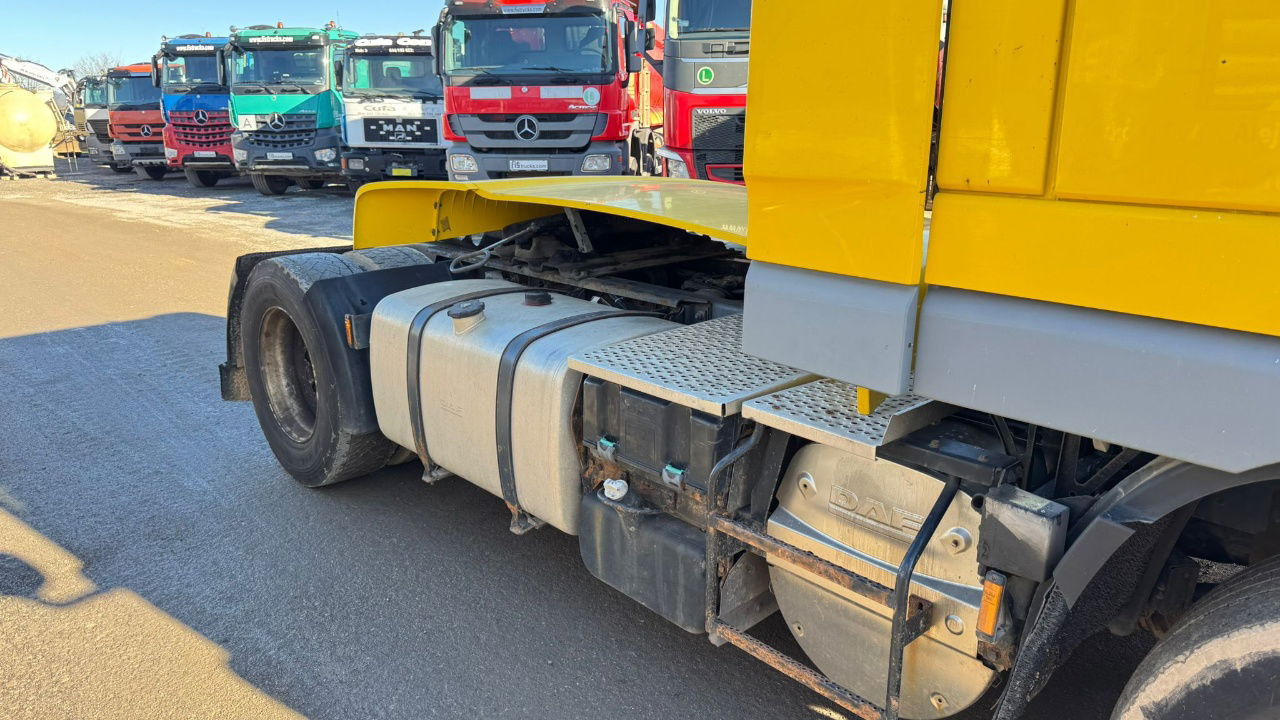 DAF XF 105.460 4x2 tractor unit - manual gear - Cap tractor: Foto 4 DAF XF 105.460 4x2 tractor unit - manual gear - Cap tractor: Foto 4