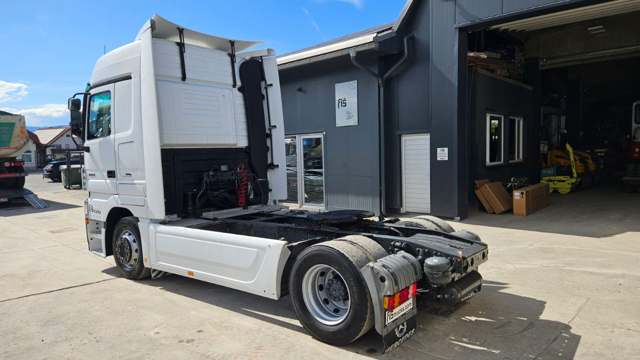 Cap tractor Mercedes-Benz Actros 1844 LS 4x2 tractor unit: Foto 6