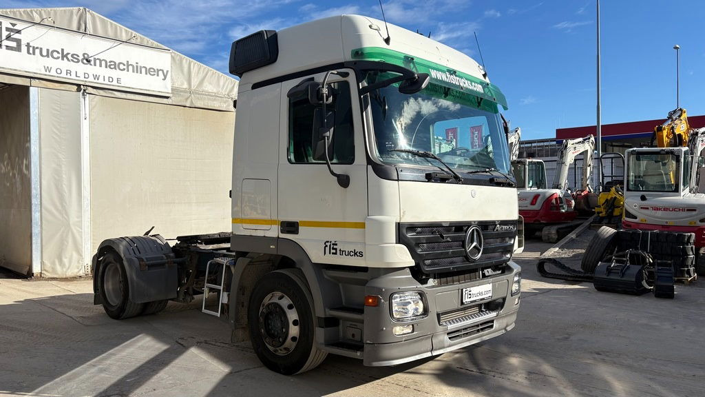Mercedes-Benz Actros 1846 L 4x2 tractor unit - retarder - Cap tractor: Foto 2 Mercedes-Benz Actros 1846 L 4x2 tractor unit - retarder - Cap tractor: Foto 2