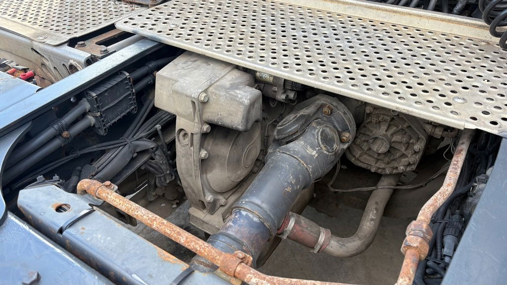 Mercedes-Benz Actros 1846 L 4x2 tractor unit - retarder - Cap tractor: Foto 4 Mercedes-Benz Actros 1846 L 4x2 tractor unit - retarder - Cap tractor: Foto 4