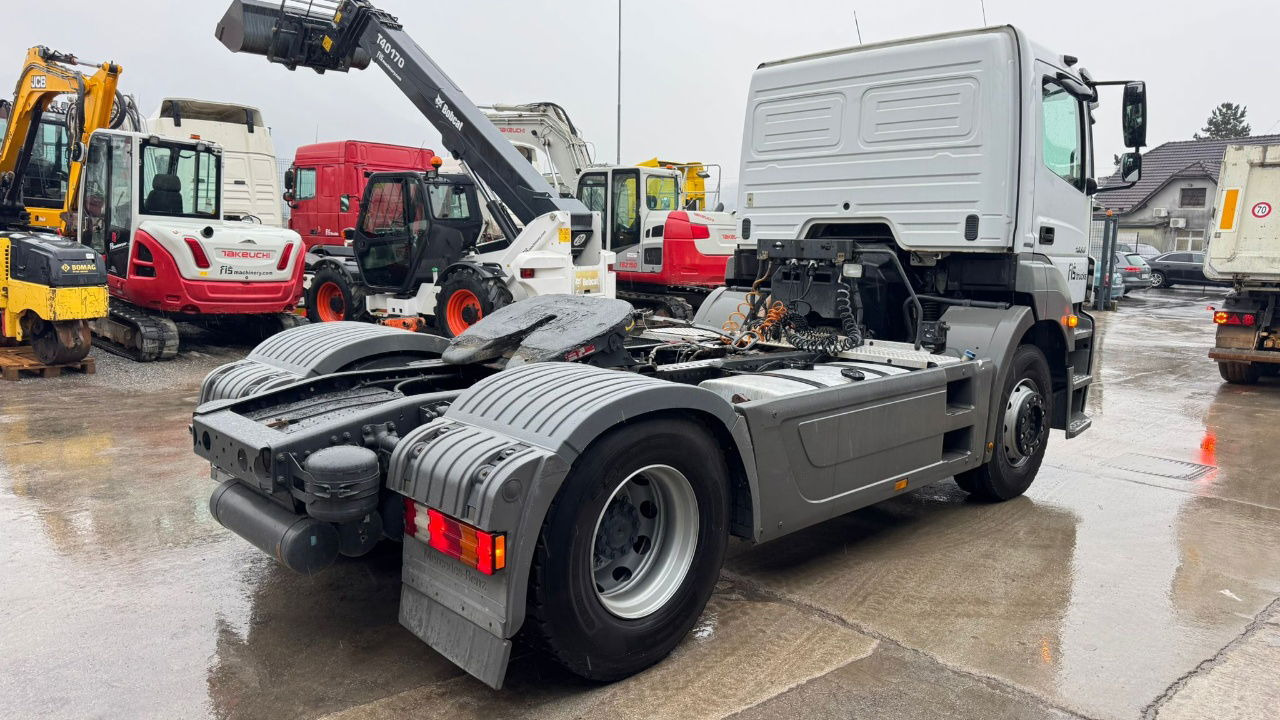 Mercedes-Benz Axor 1836 4x2 tipper hydraulics - Cap tractor: Foto 3 Mercedes-Benz Axor 1836 4x2 tipper hydraulics - Cap tractor: Foto 3