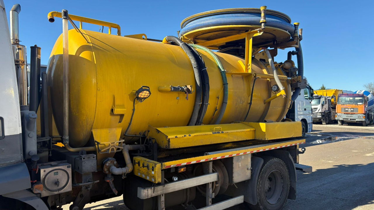 DAF AE55 4x2 vacuum + pressure truck - 8000 liters - Maşină pentru vidanjări: Foto 2 DAF AE55 4x2 vacuum + pressure truck - 8000 liters - Maşină pentru vidanjări: Foto 2