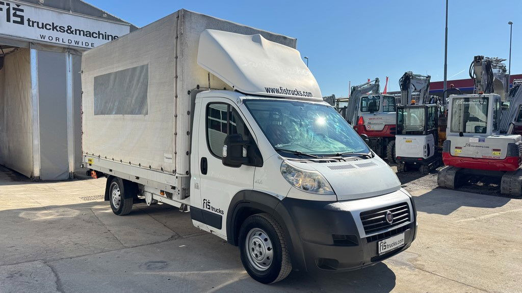 Fiat Ducato 2.3 JTD - 2014 - AIR Condition - Hydraulic Ramp - Autoutilitară cu prelată: Foto 3 Fiat Ducato 2.3 JTD - 2014 - AIR Condition - Hydraulic Ramp - Autoutilitară cu prelată: Foto 3