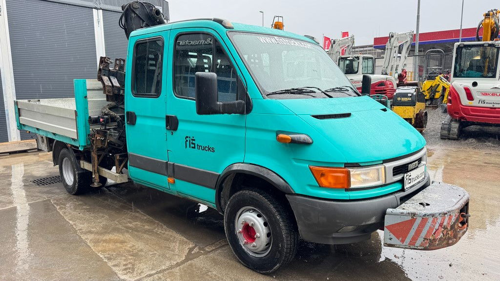 Iveco Daily 65 C15 stake body - Hiab 045-3 - 7.5M - Autoutilitară cu platformă: Foto 3 Iveco Daily 65 C15 stake body - Hiab 045-3 - 7.5M - Autoutilitară cu platformă: Foto 3