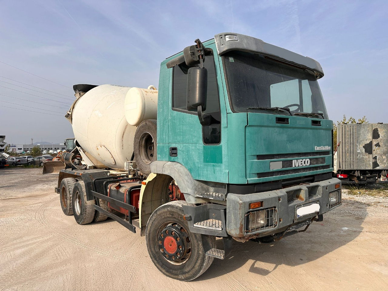 Iveco Eurotrakker 260E35W 6x6 mixer - 7m3 - Autobetonieră: Foto 3 Iveco Eurotrakker 260E35W 6x6 mixer - 7m3 - Autobetonieră: Foto 3