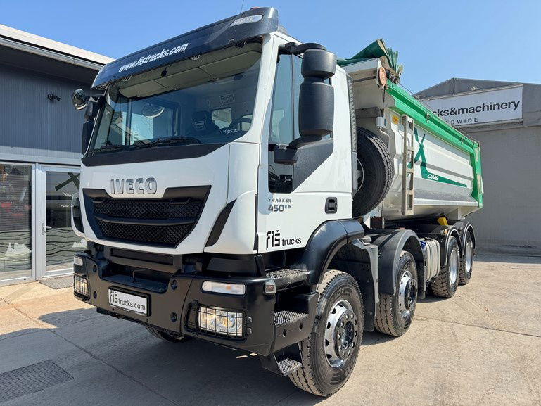 Iveco Trakker AD410T45 8x4 20m3 - hydr. back - 72.000km - Camion basculantă: Foto 1 Iveco Trakker AD410T45 8x4 20m3 - hydr. back - 72.000km - Camion basculantă: Foto 1