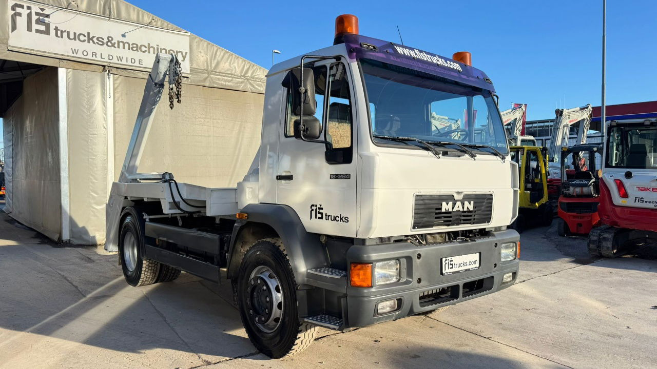 MAN 18.284 LK 4x2 absetz tipper - euro 2 - Camion transport containere/ Swap body: Foto 3 MAN 18.284 LK 4x2 absetz tipper - euro 2 - Camion transport containere/ Swap body: Foto 3