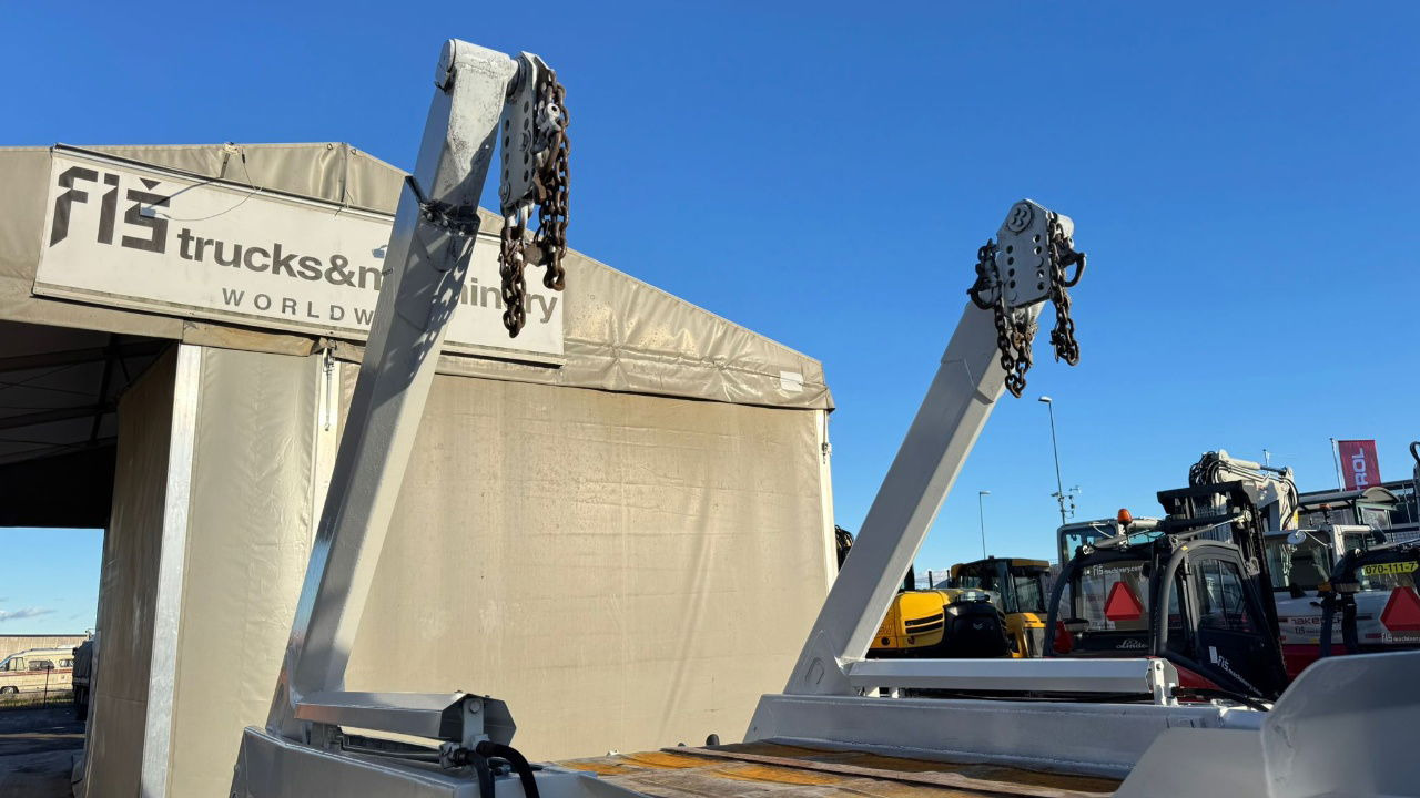 MAN 18.284 LK 4x2 absetz tipper - euro 2 - Camion transport containere/ Swap body: Foto 4 MAN 18.284 LK 4x2 absetz tipper - euro 2 - Camion transport containere/ Swap body: Foto 4