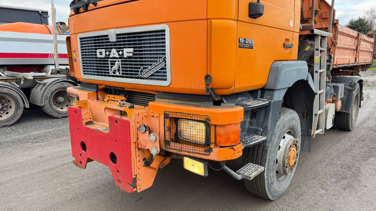 MAN 19.293 4x4 tipper 14.8M - remote control - Camion basculantă: Foto 2 MAN 19.293 4x4 tipper 14.8M - remote control - Camion basculantă: Foto 2