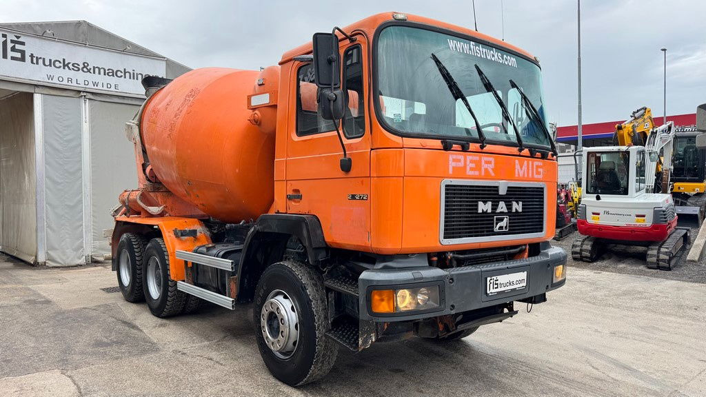 MAN 26.272 6x4 mixer - 7M3 - full spring - Autobetonieră: Foto 3 MAN 26.272 6x4 mixer - 7M3 - full spring - Autobetonieră: Foto 3