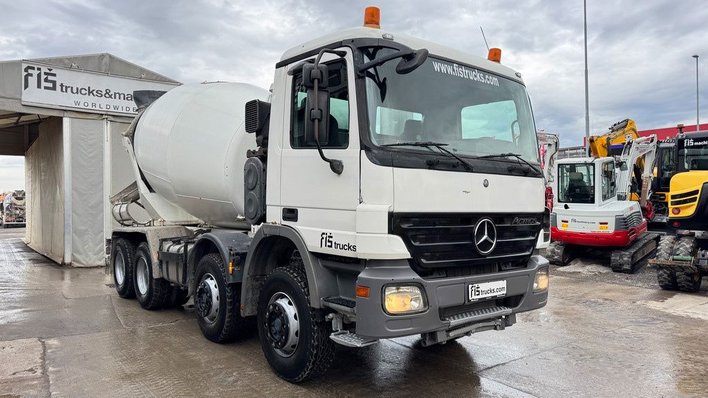 Mercedes-Benz Actros 3536 8x4 stetter schwing mixer 9m3 - Autobetonieră: Foto 3 Mercedes-Benz Actros 3536 8x4 stetter schwing mixer 9m3 - Autobetonieră: Foto 3