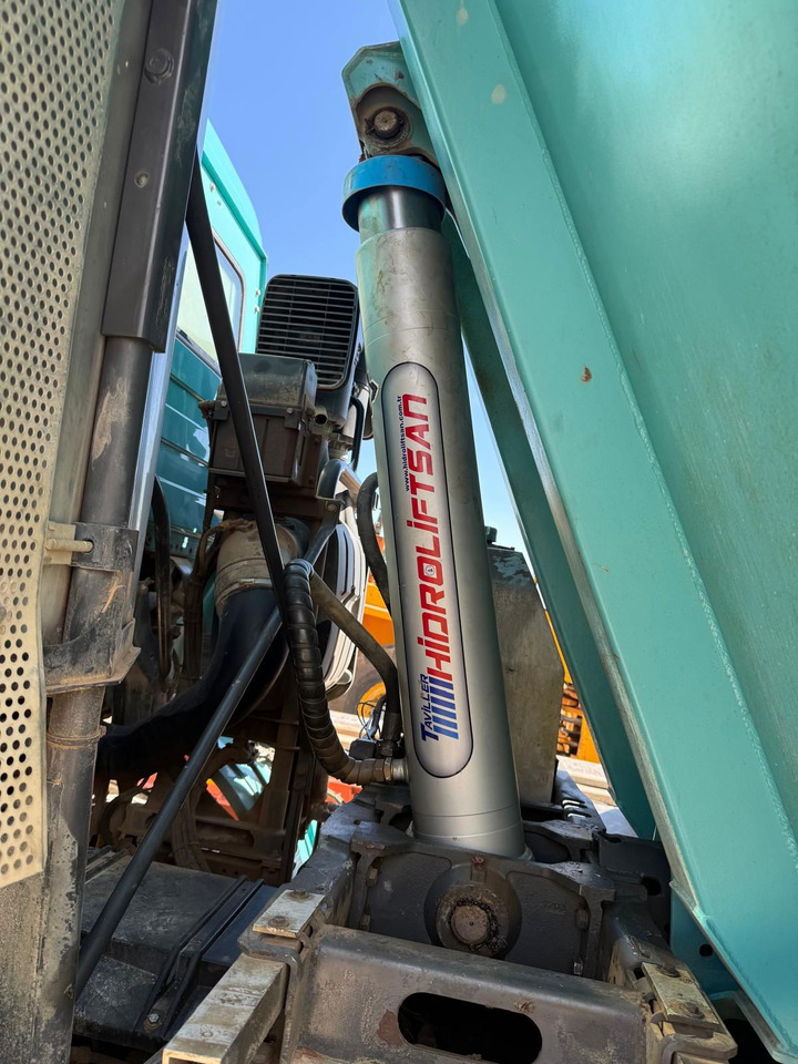 Mercedes-Benz Actros 4448 10x4 mulda tipper - euro 5 - lifting axle - Camion basculantă: Foto 5 Mercedes-Benz Actros 4448 10x4 mulda tipper - euro 5 - lifting axle - Camion basculantă: Foto 5