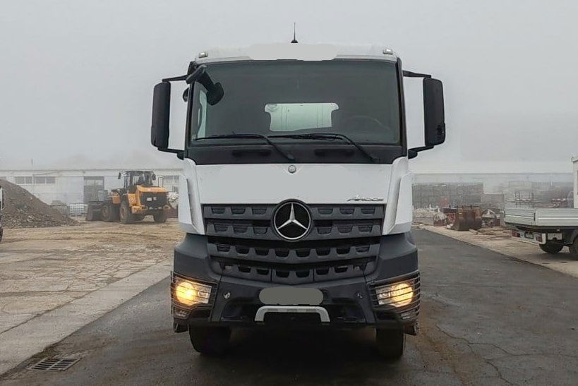 Mercedes-Benz Arocs 3240 8x4 9m3- 1.st owner - Autobetonieră: Foto 3 Mercedes-Benz Arocs 3240 8x4 9m3- 1.st owner - Autobetonieră: Foto 3