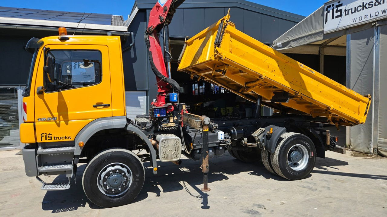 Mercedes-Benz Atego 1828 AK meiller tipper 4x4 - crane 9.5M - remote control - Camion basculantă: Foto 3 Mercedes-Benz Atego 1828 AK meiller tipper 4x4 - crane 9.5M - remote control - Camion basculantă: Foto 3