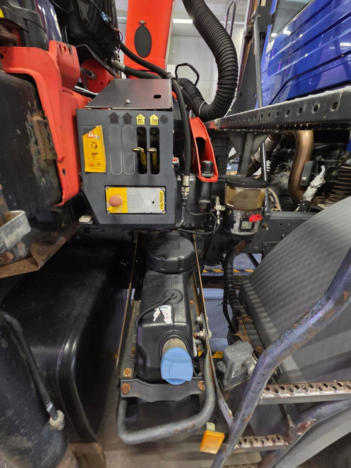 Mercedes-Benz Axor 1829 K 4x2 meiller tipper - crane PK8501 remote - Camion basculantă: Foto 4 Mercedes-Benz Axor 1829 K 4x2 meiller tipper - crane PK8501 remote - Camion basculantă: Foto 4