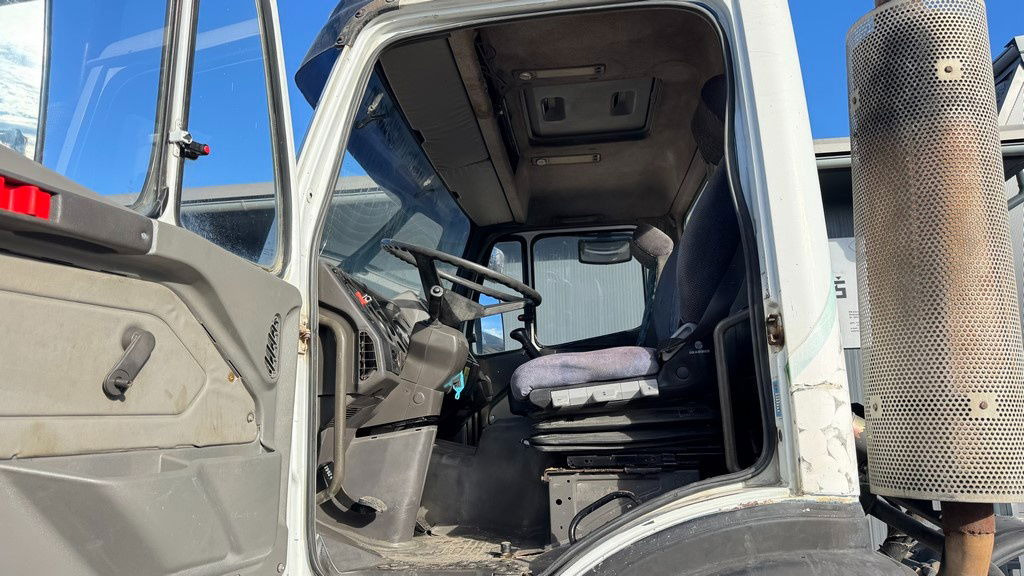 Camion şasiu Mercedes-Benz SK 3234 8x4 chassis: Foto 18