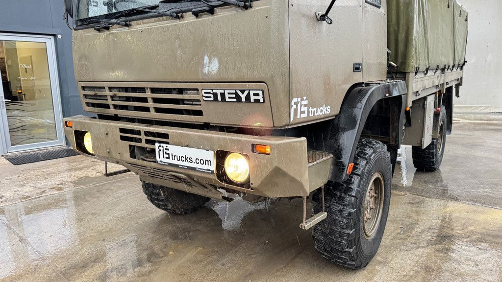 Steyr 12M18 4X4 stake body - ex. truck - Camion cu prelată: Foto 2 Steyr 12M18 4X4 stake body - ex. truck - Camion cu prelată: Foto 2