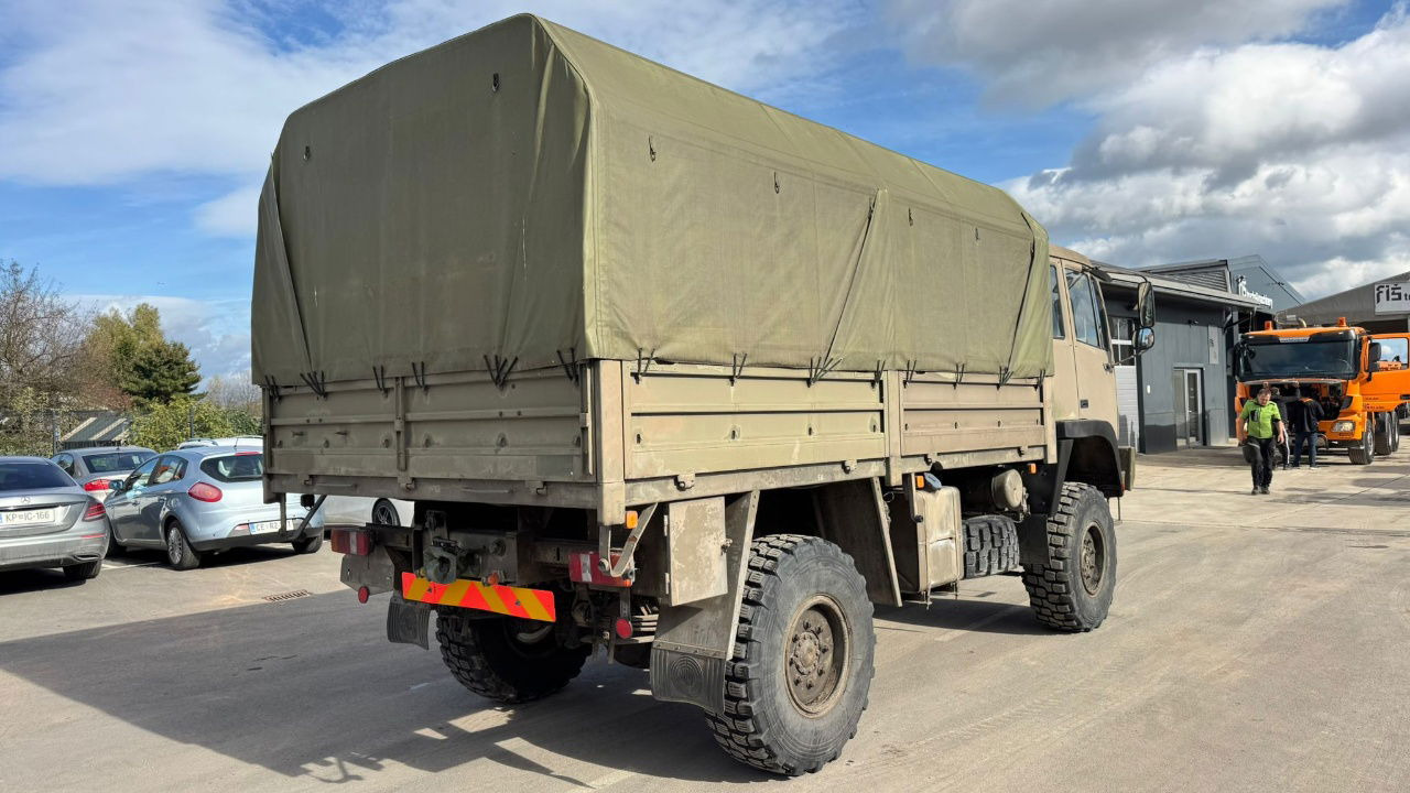 Steyr 12M18 4X4 stake body -  truck - Camion cu prelată: Foto 4 Steyr 12M18 4X4 stake body -  truck - Camion cu prelată: Foto 4