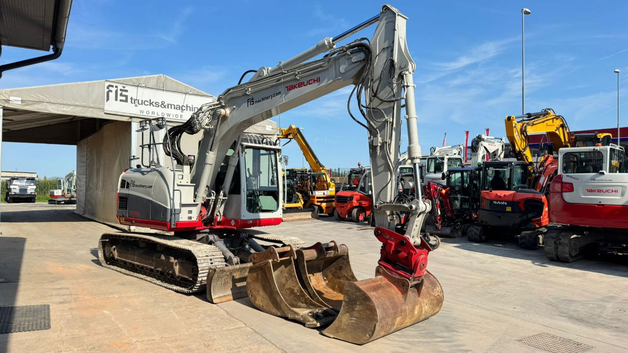 Takeuchi TB2150R - 2017 Year - Powertilt - 3X Buckets - Excavator pe şenile: Foto 2 Takeuchi TB2150R - 2017 Year - Powertilt - 3X Buckets - Excavator pe şenile: Foto 2