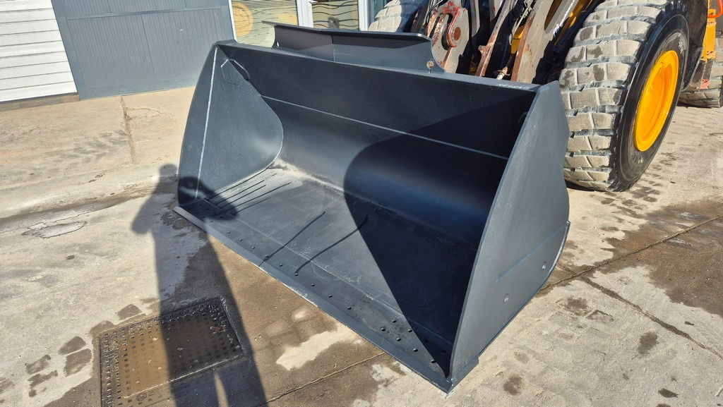 Volvo L90H - Year 2021 - 12630 Hours - Scale - NEW Bucket - Încărcător frontal pe pneuri: Foto 2 Volvo L90H - Year 2021 - 12630 Hours - Scale - NEW Bucket - Încărcător frontal pe pneuri: Foto 2