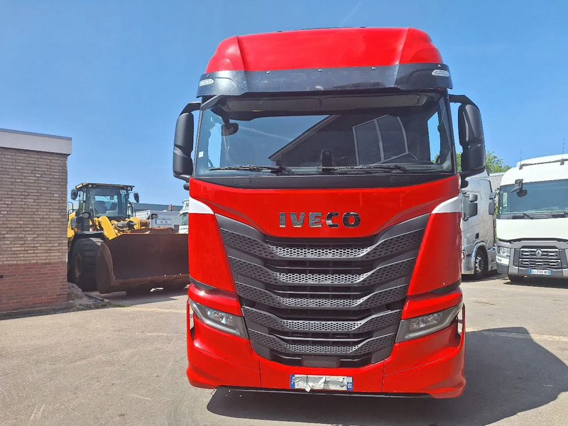 Iveco Stralis 510 Stralis 510 - Cap tractor: Foto 2 Iveco Stralis 510 Stralis 510 - Cap tractor: Foto 2