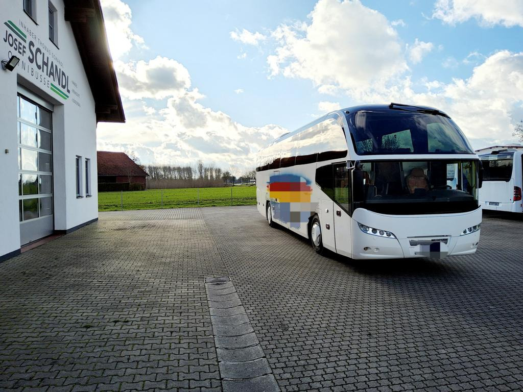 Neoplan Cityliner P14 6 gang manuell / WC / TÜV - Autocar: Foto 2 Neoplan Cityliner P14 6 gang manuell / WC / TÜV - Autocar: Foto 2