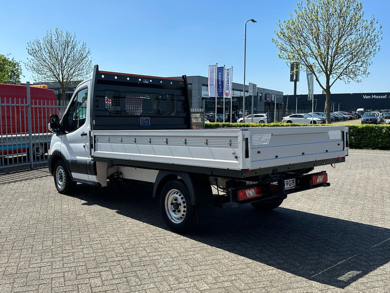 Ford Transit - Autoutilitară cu platformă: Foto 3 Ford Transit - Autoutilitară cu platformă: Foto 3