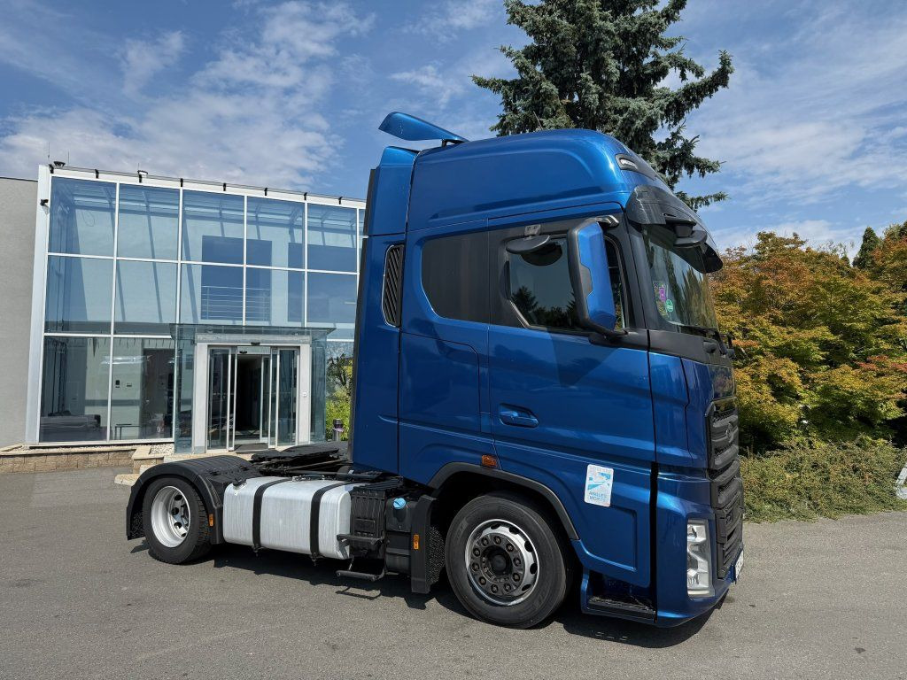 Ford F-MAX EURO 6 - Cap tractor: Foto 3 Ford F-MAX EURO 6 - Cap tractor: Foto 3