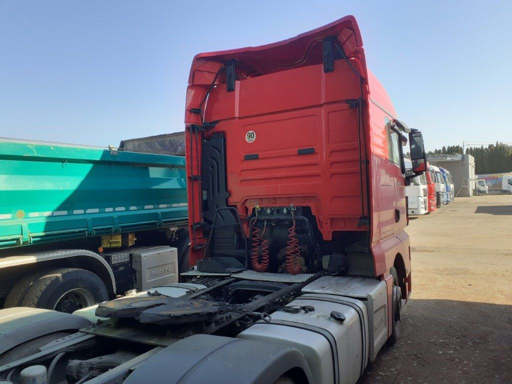 MAN TGX18.460 XLX Motorschaden/engine damage - Cap tractor: Foto 4 MAN TGX18.460 XLX Motorschaden/engine damage - Cap tractor: Foto 4