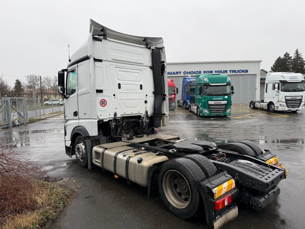 Mercedes-Benz 1845 Actros EURO 6 MEGA/lowdeck - Cap tractor: Foto 4 Mercedes-Benz 1845 Actros EURO 6 MEGA/lowdeck - Cap tractor: Foto 4