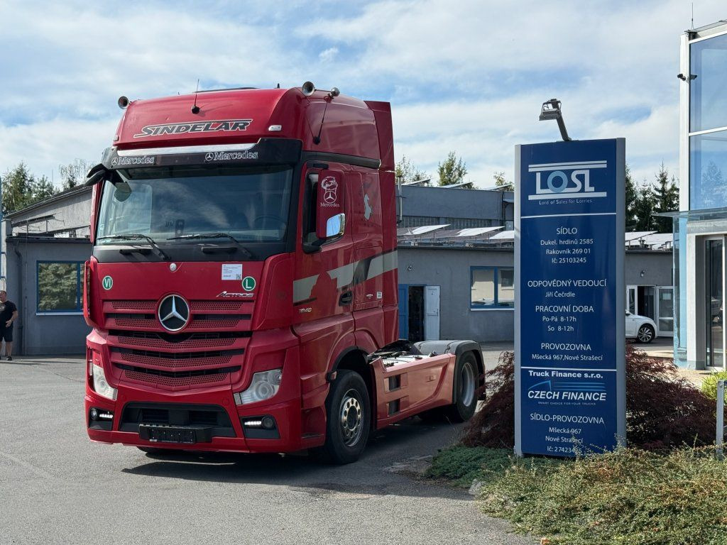 Mercedes-Benz 1848 Actros Gigaspace - Cap tractor: Foto 1 Mercedes-Benz 1848 Actros Gigaspace - Cap tractor: Foto 1