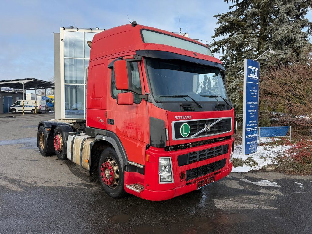 Volvo FM12.460 6x2 EURO 3 - Cap tractor: Foto 2 Volvo FM12.460 6x2 EURO 3 - Cap tractor: Foto 2