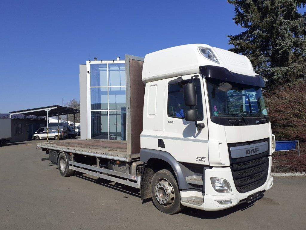 DAF CF320 EURO 6 - Camion platformă: Foto 4 DAF CF320 EURO 6 - Camion platformă: Foto 4