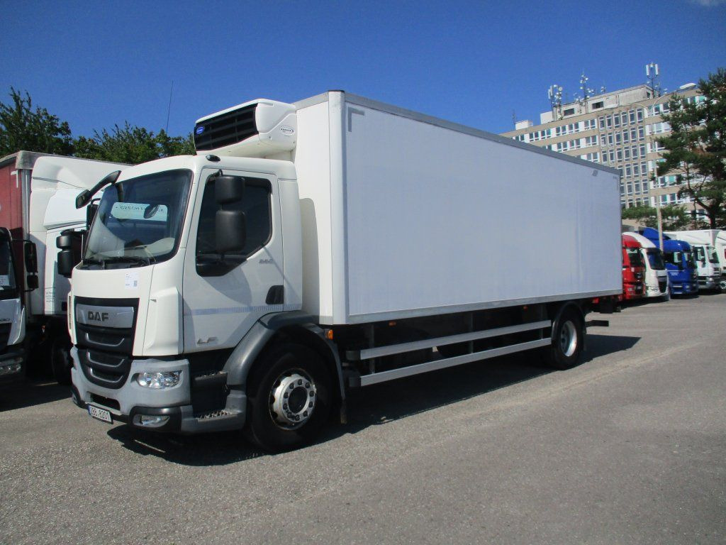 DAF LF 18.260 DAF LF 18.260 Xarios 600 - Camion frigider: Foto 1 DAF LF 18.260 DAF LF 18.260 Xarios 600 - Camion frigider: Foto 1