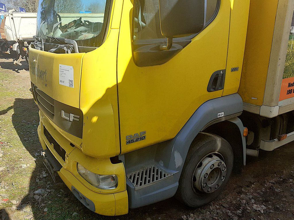 DAF LF45.210 mit Carrier Motorschaden engineproblem - Camion frigider: Foto 3 DAF LF45.210 mit Carrier Motorschaden engineproblem - Camion frigider: Foto 3