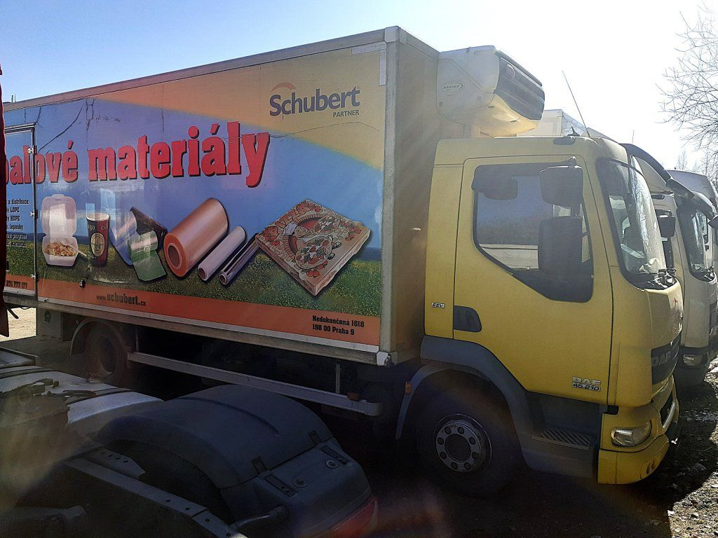 DAF LF45.210 mit Carrier Motorschaden engineproblem - Camion frigider: Foto 1 DAF LF45.210 mit Carrier Motorschaden engineproblem - Camion frigider: Foto 1