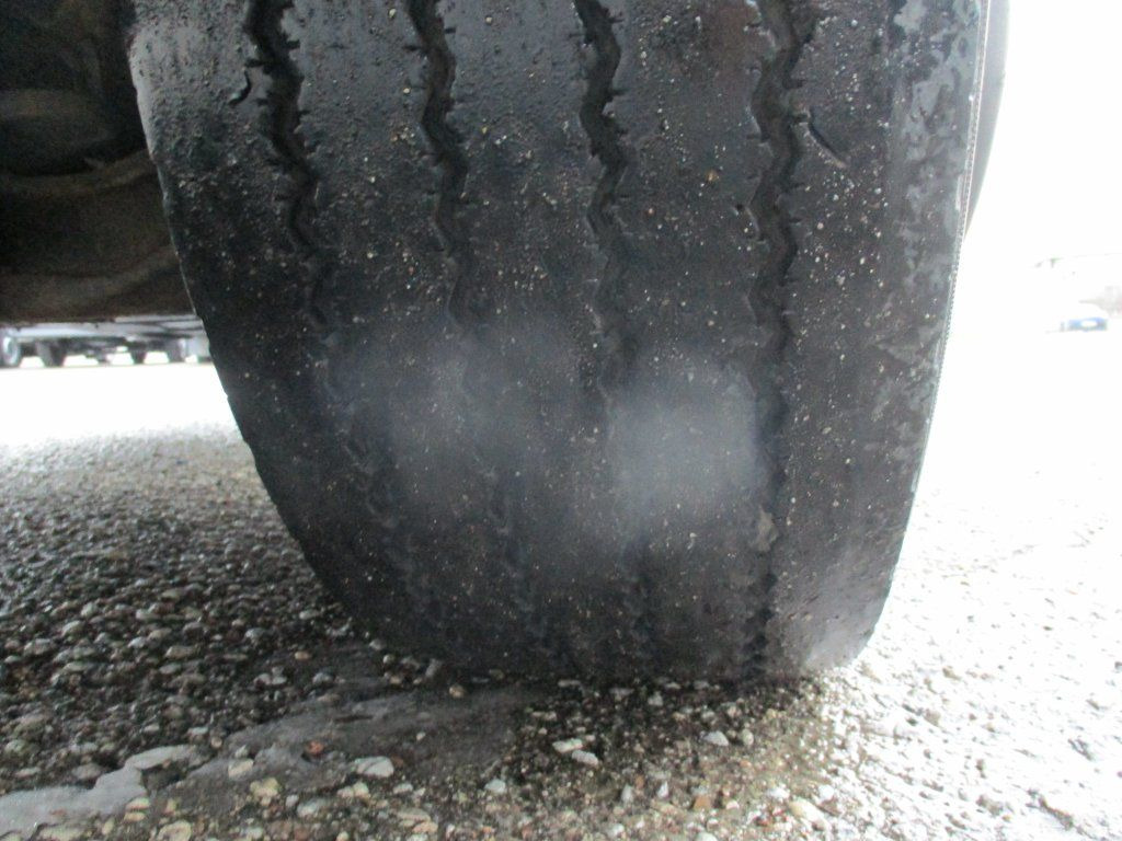 Camion cu cârlig Iveco  140E22: Foto 10