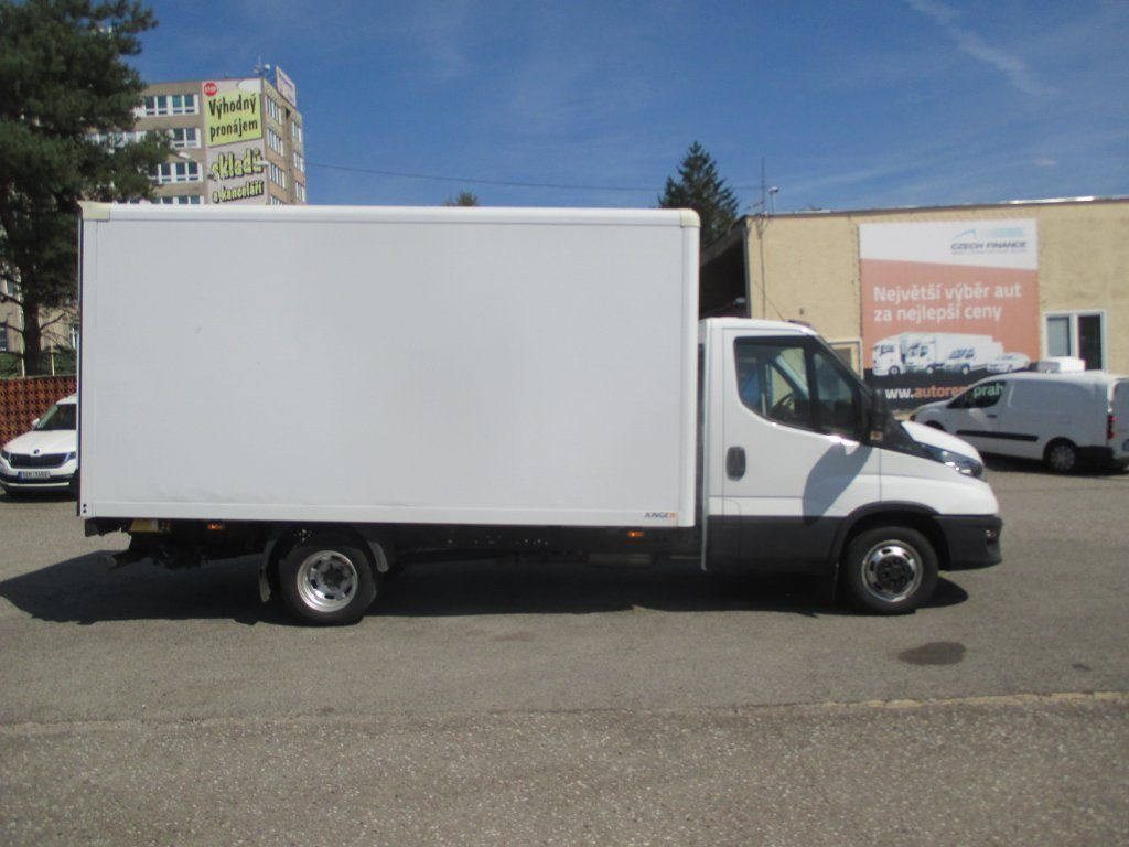 Iveco Daily 35C16 - Autoutilitară box: Foto 4 Iveco Daily 35C16 - Autoutilitară box: Foto 4