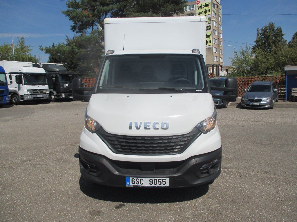 Iveco Daily 35C16 - Autoutilitară box: Foto 2 Iveco Daily 35C16 - Autoutilitară box: Foto 2