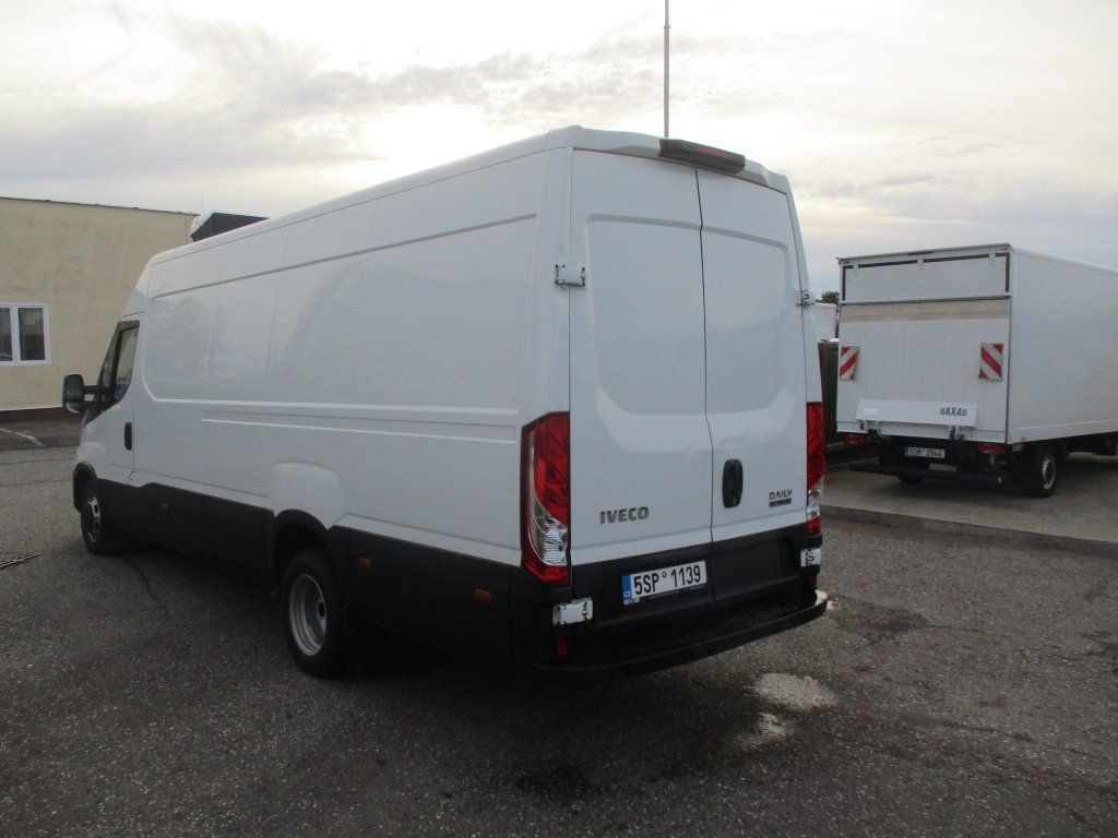 Iveco Daily 35C16 - Autoutilitară frigorifica: Foto 4 Iveco Daily 35C16 - Autoutilitară frigorifica: Foto 4